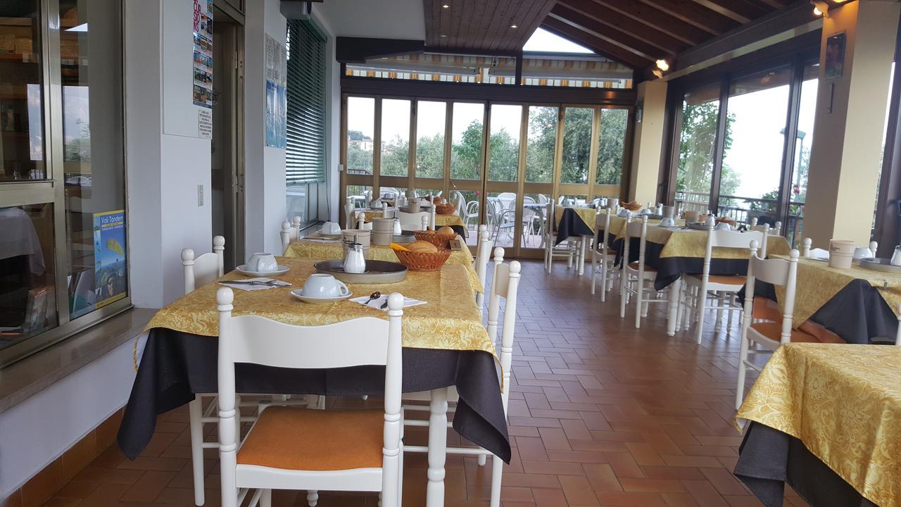 Hotel Residence Panoramica Brenzone sul Garda Exterior foto